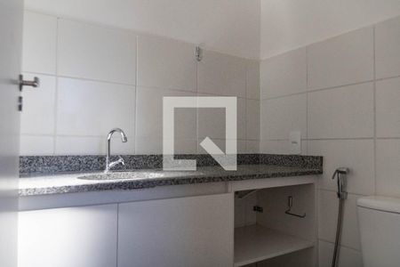 Banheiro da Suíte de apartamento para alugar com 3 quartos, 67m² em Palmeiras, Belo Horizonte