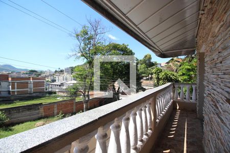 Salas 1 e 2 - Varanda de casa para alugar com 4 quartos, 240m² em Freguesia (jacarepaguá), Rio de Janeiro