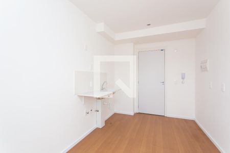Sala / Cozinha  de apartamento para alugar com 1 quarto, 25m² em Itaquera, São Paulo
