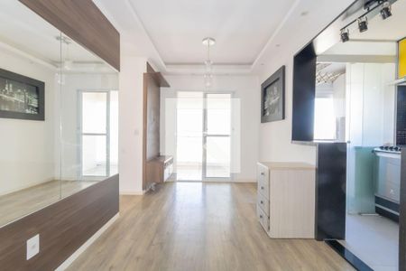 Sala de apartamento para alugar com 3 quartos, 57m² em Conceição, Osasco