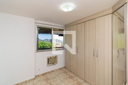 Quarto 1 de apartamento para alugar com 3 quartos, 105m² em Vila Kosmos, Rio de Janeiro