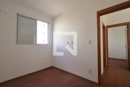 Quarto 2 de apartamento para alugar com 2 quartos, 44m² em Parque Residencial Candido Portinari, Ribeirão Preto