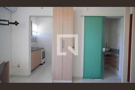Kitnet armário  de kitnet/studio para alugar com 1 quarto, 23m² em Menino Deus, Porto Alegre