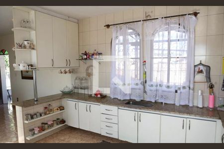 Cozinha de casa para alugar com 4 quartos, 331m² em Jardim Vera Cruz, Contagem