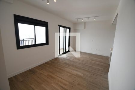Quarto / Sala de apartamento para alugar com 1 quarto, 57m² em Centro, Campinas