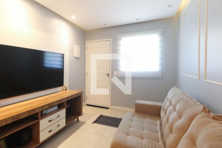 Sala  de apartamento para alugar com 2 quartos, 45m² em Vila Nova Savoia, São Paulo