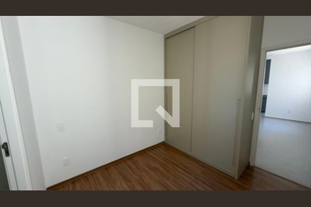 Quarto de apartamento para alugar com 2 quartos, 48m² em Palmeiras, Belo Horizonte