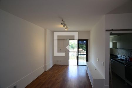 Sala de apartamento para alugar com 1 quarto, 69m² em Barra da Tijuca, Rio de Janeiro