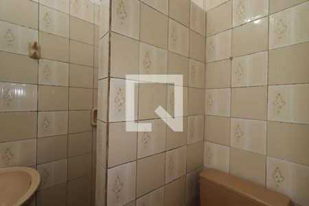 Banheiro de casa para alugar com 1 quarto, 70m² em Jardim Marek, Santo André