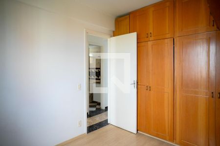 Quarto 1 de apartamento para alugar com 3 quartos, 80m² em Vila Vermelha, São Paulo