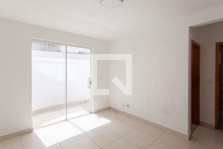 Sala de apartamento à venda com 2 quartos, 59m² em Santa Monica, Belo Horizonte