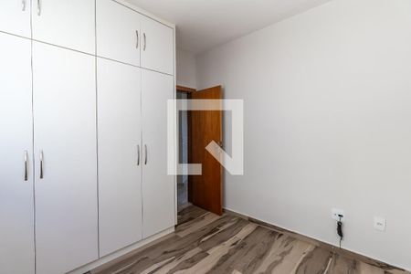 Quarto 1 de apartamento para alugar com 3 quartos, 190m² em Santa Amelia, Belo Horizonte