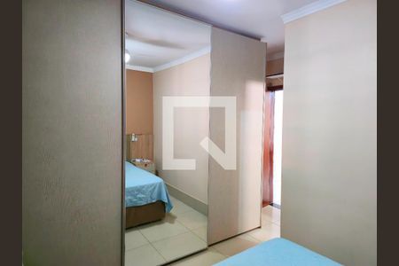 Suíte  de casa à venda com 3 quartos, 131m² em Vila Silveira, Guarulhos