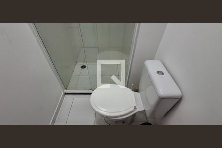 Banheiro  de kitnet/studio para alugar com 1 quarto, 37m² em Vila Angelina, São Bernardo do Campo