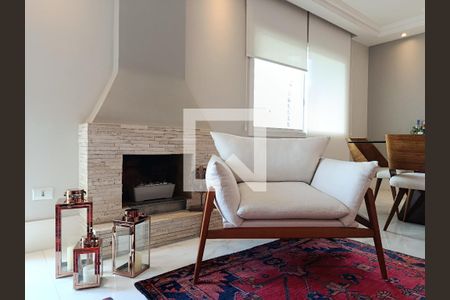 Sala de apartamento à venda com 3 quartos, 144m² em Vila Madalena, São Paulo