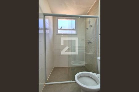 Banheiro de apartamento para alugar com 2 quartos, 64m² em Loteamento Parque São Martinho, Campinas