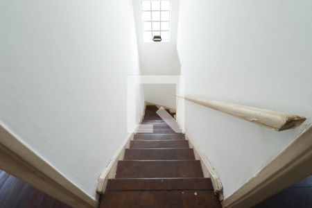 Escada de casa para alugar com 3 quartos, 160m² em Casa Verde, São Paulo