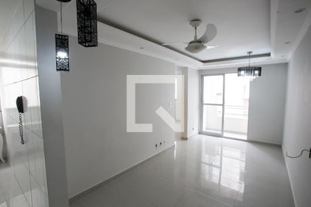Sala de apartamento para alugar com 2 quartos, 52m² em Taquara, Rio de Janeiro