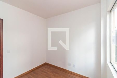 Apartamento à venda com 2 quartos, 60m² em Horto, Belo Horizonte