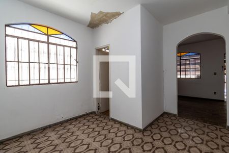 Sala de casa para alugar com 4 quartos, 250m² em Santa Amelia, Belo Horizonte