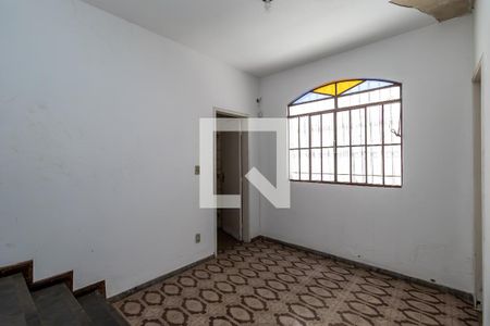 Sala de casa para alugar com 4 quartos, 250m² em Santa Amelia, Belo Horizonte