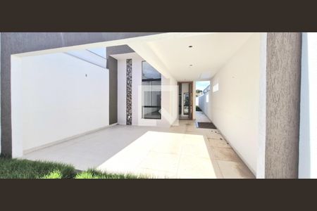 Casa à venda com 3 quartos, 298m² em Lundcéia, Lagoa Santa