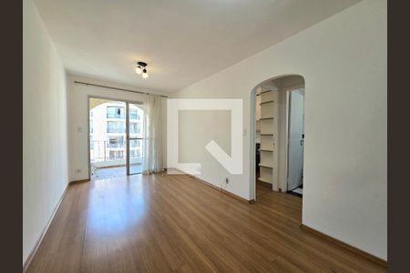 Sala de apartamento para alugar com 1 quarto, 45m² em Vila Olímpia, São Paulo