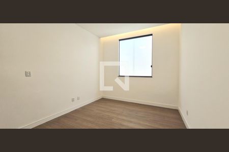 Quarto 1 de casa à venda com 3 quartos, 510m² em Várzea, Lagoa Santa