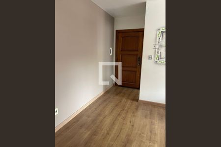 Entrada de apartamento para alugar com 3 quartos, 98m² em Petrópolis, Porto Alegre