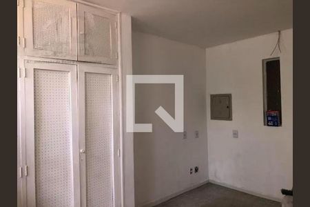 Casa à venda com 4 quartos, 240m² em Bosque da Saúde, São Paulo