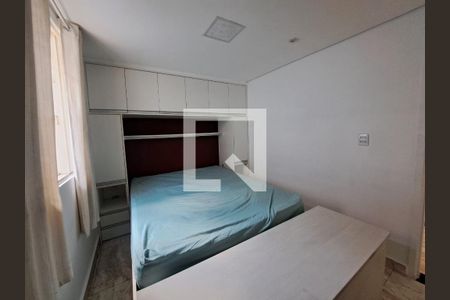 Quarto 1 de casa à venda com 3 quartos, 112m² em Metalúrgicos, Osasco