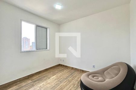 Quarto 1 de apartamento para alugar com 2 quartos, 33m² em Jardim Itacolomi, São Paulo
