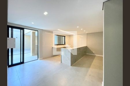 Casa à venda com 4 quartos, 388m² em Padre Eustáquio, Belo Horizonte