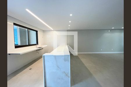 Casa à venda com 4 quartos, 388m² em Padre Eustáquio, Belo Horizonte