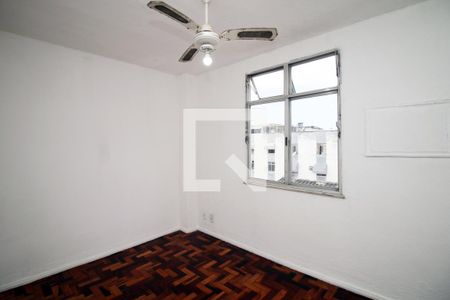 Quarto 2 de apartamento para alugar com 2 quartos, 96m² em Olaria, Rio de Janeiro