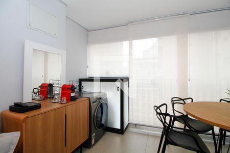 Sala e Cozinha de apartamento para alugar com 1 quarto, 35m² em Pinheiros, São Paulo