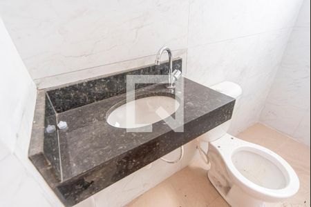 Banheiro  de apartamento à venda com 2 quartos, 84m² em Vila Linda, Santo André