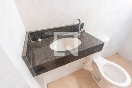 Banheiro  de apartamento à venda com 2 quartos, 40m² em Vila Linda, Santo André