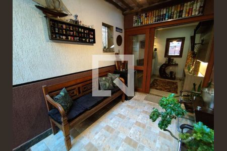 Apartamento à venda com 3 quartos, 105m² em Caiçaras, Belo Horizonte