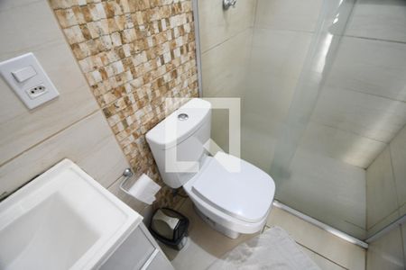 Banheiro de kitnet/studio à venda com 1 quarto, 44m² em Cambuí, Campinas