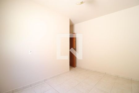 Quarto 1 de casa para alugar com 4 quartos, 150m² em Jardim Holanda, Uberlândia