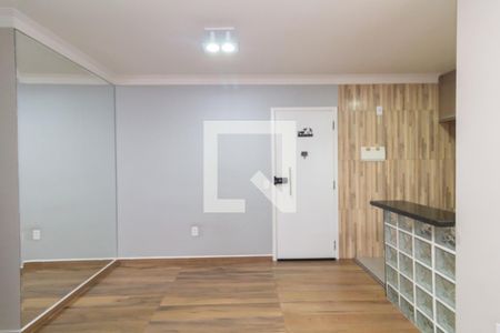 Sala de apartamento para alugar com 2 quartos, 45m² em Jardim Helena, São Paulo