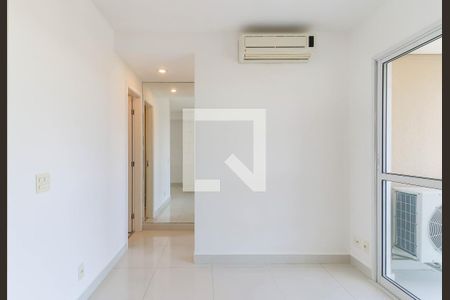 Sala de apartamento para alugar com 1 quarto, 38m² em Santo Amaro, São Paulo