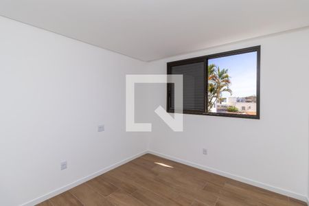 Quarto 2 de apartamento à venda com 4 quartos, 135m² em Santa Rosa, Belo Horizonte