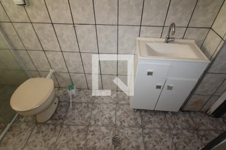 Banheiro de casa para alugar com 1 quarto, 40m² em Parada Inglesa, São Paulo