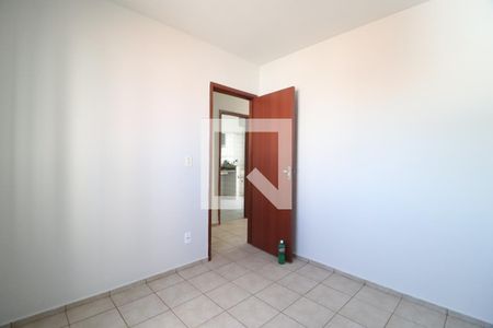 Quarto 1 de apartamento para alugar com 2 quartos, 58m² em Cazeca, Uberlândia