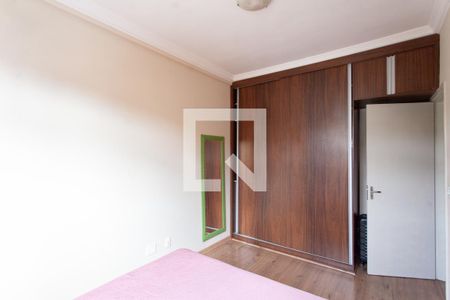 Quarto 1 de apartamento à venda com 2 quartos, 70m² em Heliópolis, Belo Horizonte
