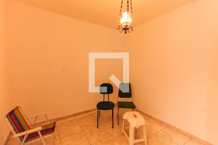 Quarto 2 de casa para alugar com 2 quartos, 145m² em Água Rasa, São Paulo