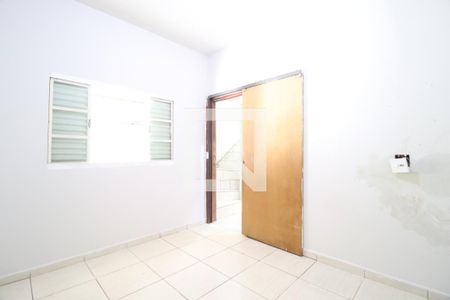 Quarto 2 de casa para alugar com 3 quartos, 70m² em Jardim das Palmeiras, Uberlândia