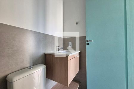 Banheiro de apartamento para alugar com 2 quartos, 52m² em Jardim Nova Europa, Campinas